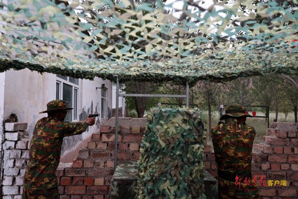 大牛配资网 智能裁评辨毫厘——“锋刃-2025”国际狙击手射击竞赛见闻之三