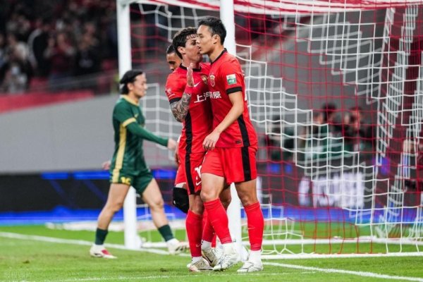 蓝乔配资 中超争冠形势：蓉城提前出局！海港领先申花2分+末轮平英博即卫冕